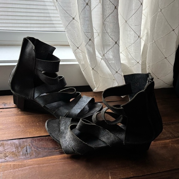 Trippen Zita Gladiator Metallic Leather Strappy Black Wedge Sandal Size 9.5 - Picture 9 of 14